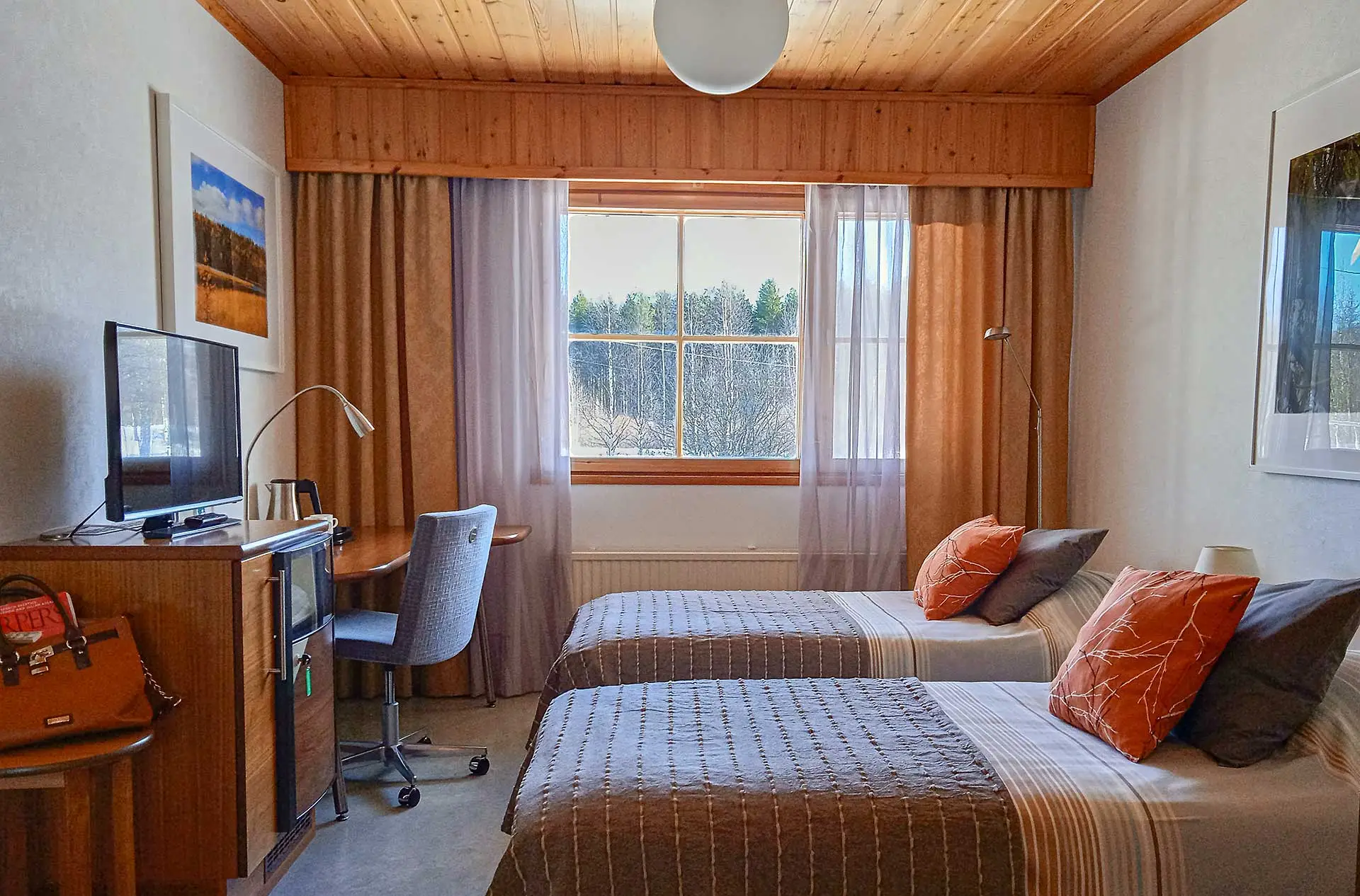 hotel-finland-accommodation-nature-travel